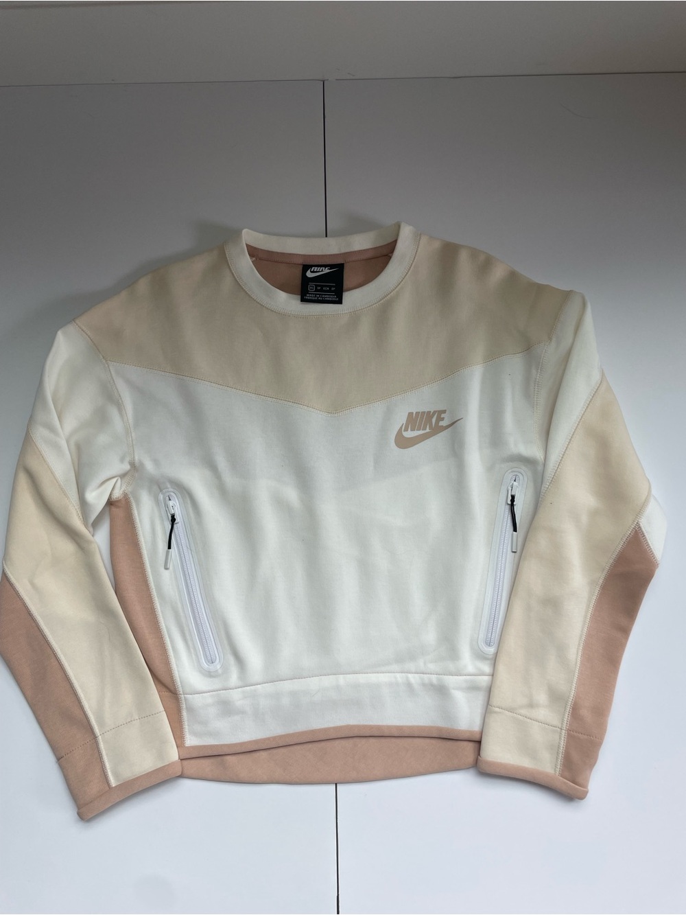 Nike Cream & Blush Panel Crew Sweatshirt